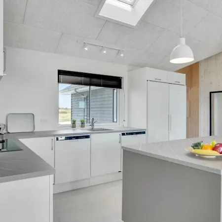 Villavilla 547 - Hostrup Strand, Limfjorden * Spottrup